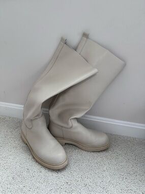 Cream Slouchy Knee High Boots Chunky Sole Pull On Boots Size 38